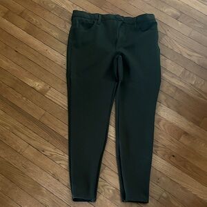 Women’s green scuba stretch trouser.